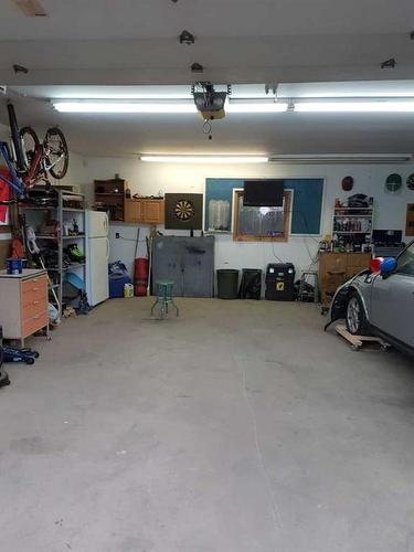 361 Shepherd Crescent Se, Medicine Hat, AB - Indoor Photo Showing Garage