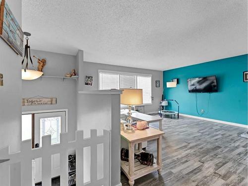 361 Shepherd Crescent Se, Medicine Hat, AB - Indoor Photo Showing Other Room