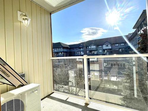 313-1595 Southview Drive Se, Medicine Hat, AB - Outdoor With Balcony With Exterior