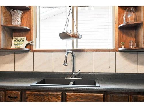 75 Greenbrook Crescent, Brooks, AB - Indoor Photo Showing Kitchen With Double Sink