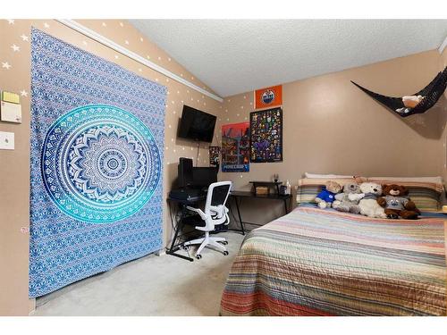 75 Greenbrook Crescent, Brooks, AB - Indoor Photo Showing Bedroom
