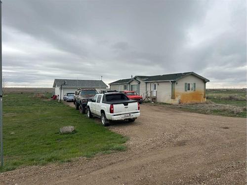 902 Range Road 65, Redcliff, AB 