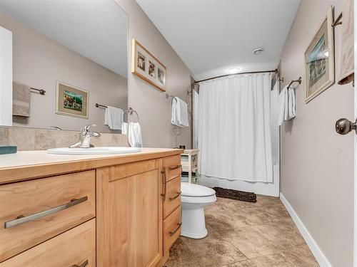 5518 Township Road 120, Rural Cypress County, AB - Indoor Photo Showing Bathroom