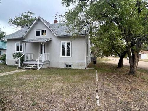 540 2 Street West, Empress, AB - Outdoor