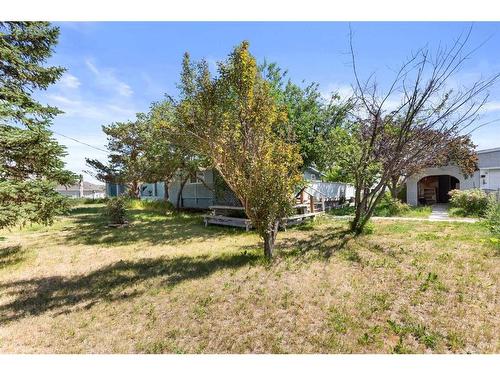 428 6 Street, Suffield, AB - Outdoor