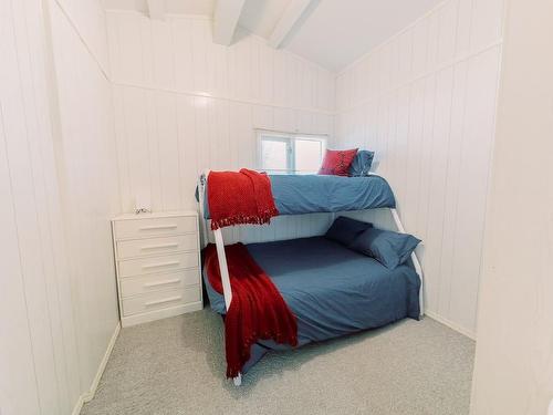 39 Sands Street, Rochon Sands, AB - Indoor Photo Showing Bedroom