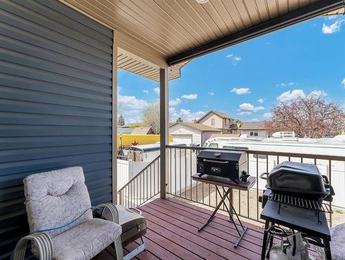 379 Sprague Way Se, Medicine Hat, AB - Outdoor With Deck Patio Veranda With Exterior