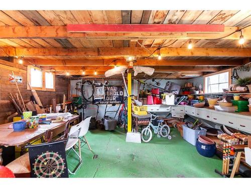 38 4 Street Nw, Medicine Hat, AB - Indoor Photo Showing Basement