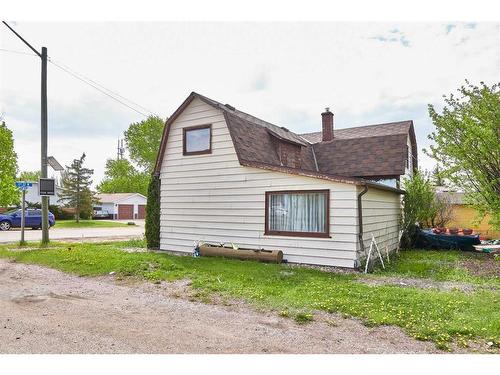 30 1 Street West, Rural Cypress County, AB - Outdoor