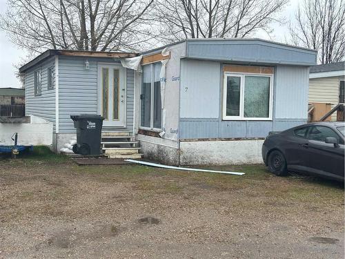 831 2 Avenue, Bassano, AB 