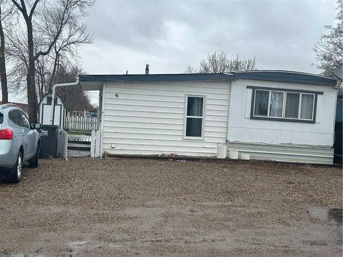 831 2 Avenue, Bassano, AB 