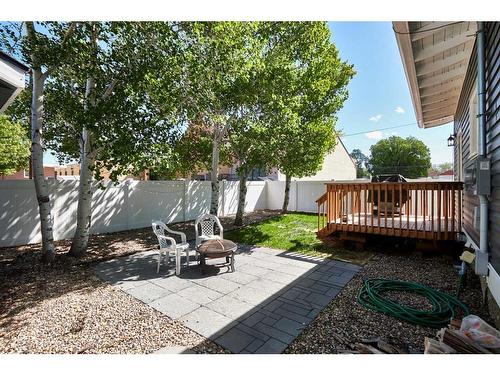 384 10 Street Se, Medicine Hat, AB - Outdoor With Deck Patio Veranda