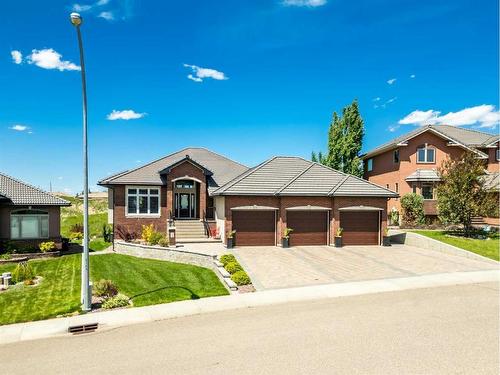 284 Desert Blume Drive, Desert Blume, AB - Outdoor With Facade