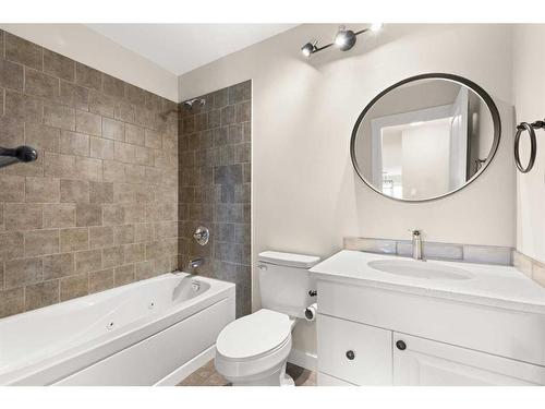 2-12301 Range Road 51A, Rural Cypress County, AB - Indoor Photo Showing Bathroom