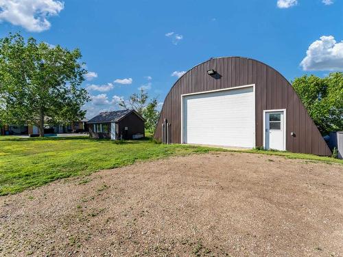 5106 Highway 41A, Rural Cypress County, AB - Outdoor