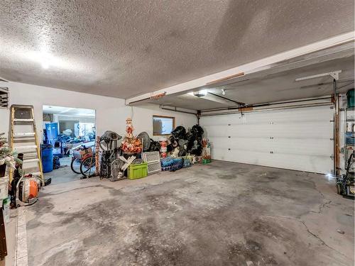 5106 Highway 41A, Rural Cypress County, AB - Indoor Photo Showing Garage