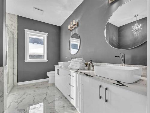 33 Dunes Way, Desert Blume, AB - Indoor Photo Showing Bathroom