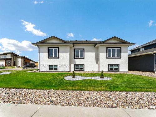 33 Dunes Way, Desert Blume, AB - Outdoor