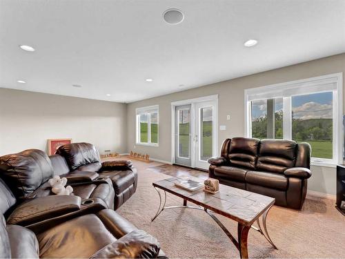 11203 Highway 41, Rural Cypress County, AB - Indoor Photo Showing Living Room