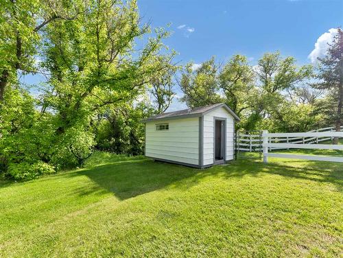 11203 Highway 41, Rural Cypress County, AB - Outdoor