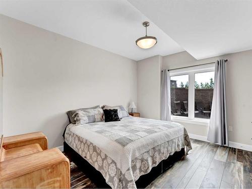 7-12331 Range Road 72, Rural Cypress County, AB - Indoor Photo Showing Bedroom