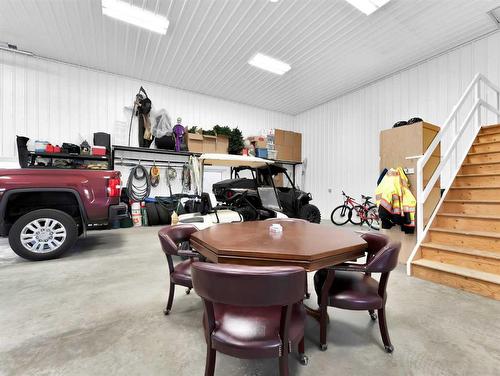 7-12331 Range Road 72, Rural Cypress County, AB - Indoor Photo Showing Garage