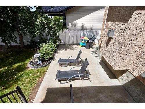 23 Sunrise Court Sw, Medicine Hat, AB - Outdoor