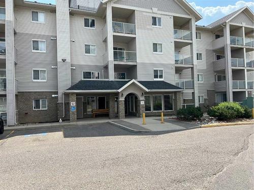 201-1616 Saamis Drive Nw, Medicine Hat, AB - Outdoor With Facade