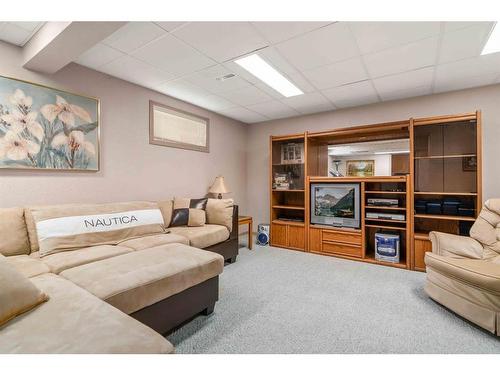 687 Ross Glen Drive Se, Medicine Hat, AB - Indoor