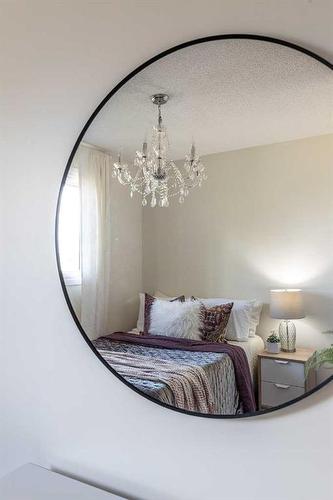 769 22 Street Ne, Medicine Hat, AB - Indoor Photo Showing Bedroom