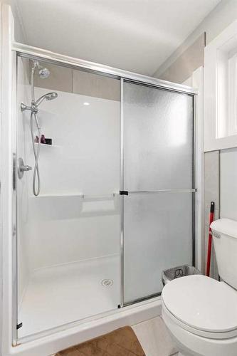 29305 Range Road 41, Oyen, AB - Indoor Photo Showing Bathroom