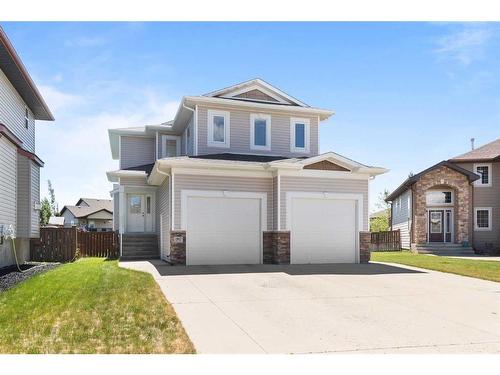 190 Terrace View Ne, Medicine Hat, AB - Outdoor With Facade