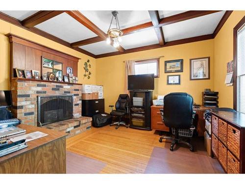 271 1 Street Se, Medicine Hat, AB - Indoor Photo Showing Other Room With Fireplace