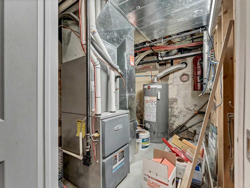 116 5 Street Se, Medicine Hat, AB - Indoor Photo Showing Basement