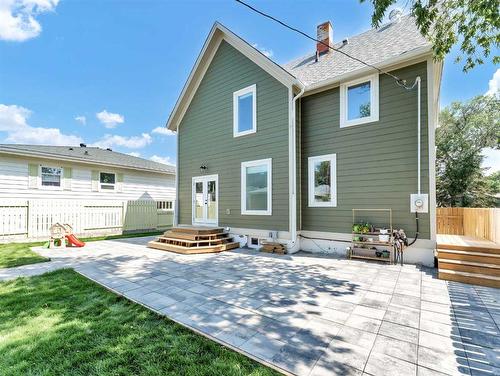 116 5 Street Se, Medicine Hat, AB - Outdoor With Exterior