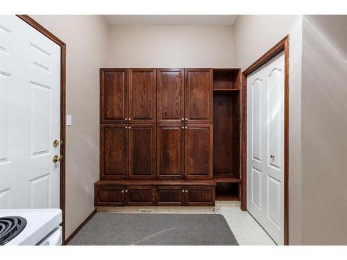 2 Vintage Meadows Court Se, Medicine Hat, AB - Indoor Photo Showing Other Room