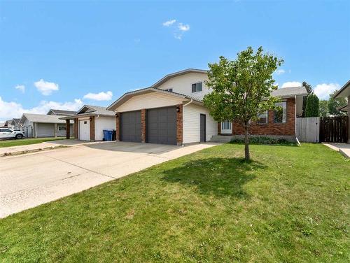 45 Shaw Crescent, Medicine Hat, AB - Outdoor