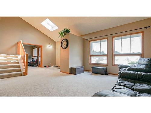 19 Calder Green Se, Medicine Hat, AB - Indoor