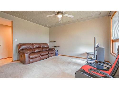 19 Calder Green Se, Medicine Hat, AB - Indoor