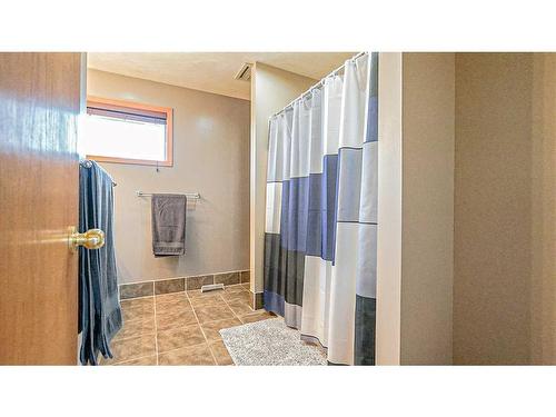 19 Calder Green Se, Medicine Hat, AB - Indoor