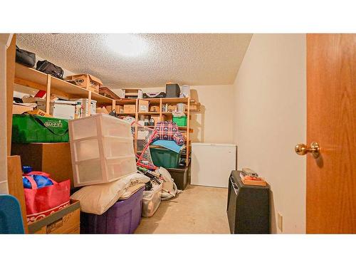 19 Calder Green Se, Medicine Hat, AB - Indoor