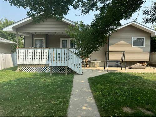 295 Sprague Way Se, Medicine Hat, AB - Outdoor With Deck Patio Veranda