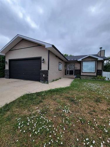 295 Sprague Way Se, Medicine Hat, AB - Outdoor