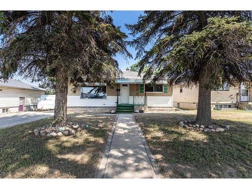 1524 Bullivant Crescent Sw, Medicine Hat, AB - Outdoor