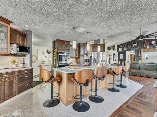 2-13027 Range Road 50, Rural Cypress County, AB - Indoor Photo Showing Kitchen