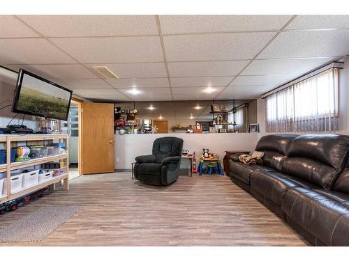 5121 Township Road 120, Dunmore, AB - Indoor