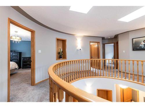 137 1 Street Nw, Medicine Hat, AB - Indoor Photo Showing Other Room