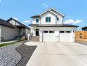 195 Hamptons Crescent Se, Medicine Hat, AB  - Outdoor With Facade 