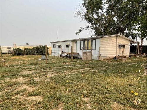 301 Mitchell Street Ne, Redcliff, AB 