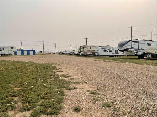 301 Mitchell Street Ne, Redcliff, AB 